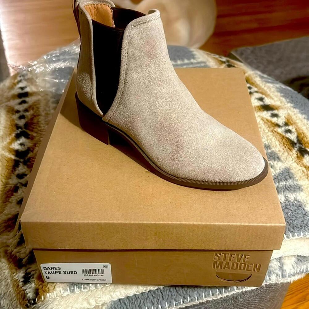 Steve Madden Dares Leather Suede Ankle Booties Size 6.5